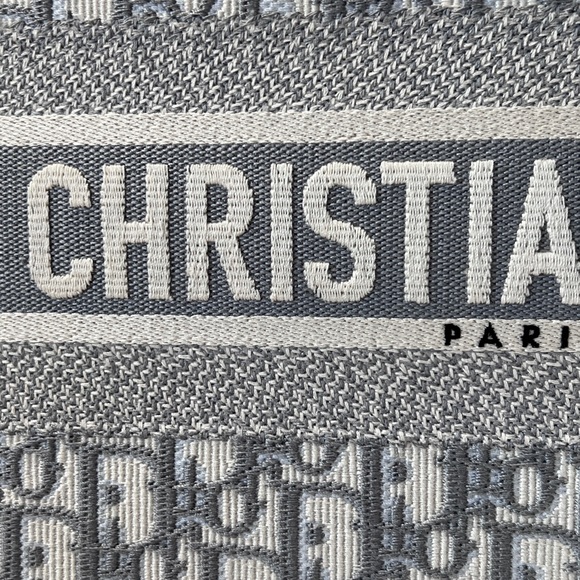 SOLD Authentic Christian Dior MEDIUM DIOR BOOK TOTE - Picture 6 of 11